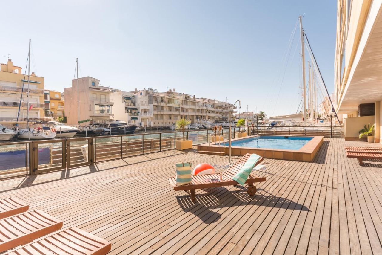 Pierre & Vacances Empuriabrava Marina Экстерьер фото